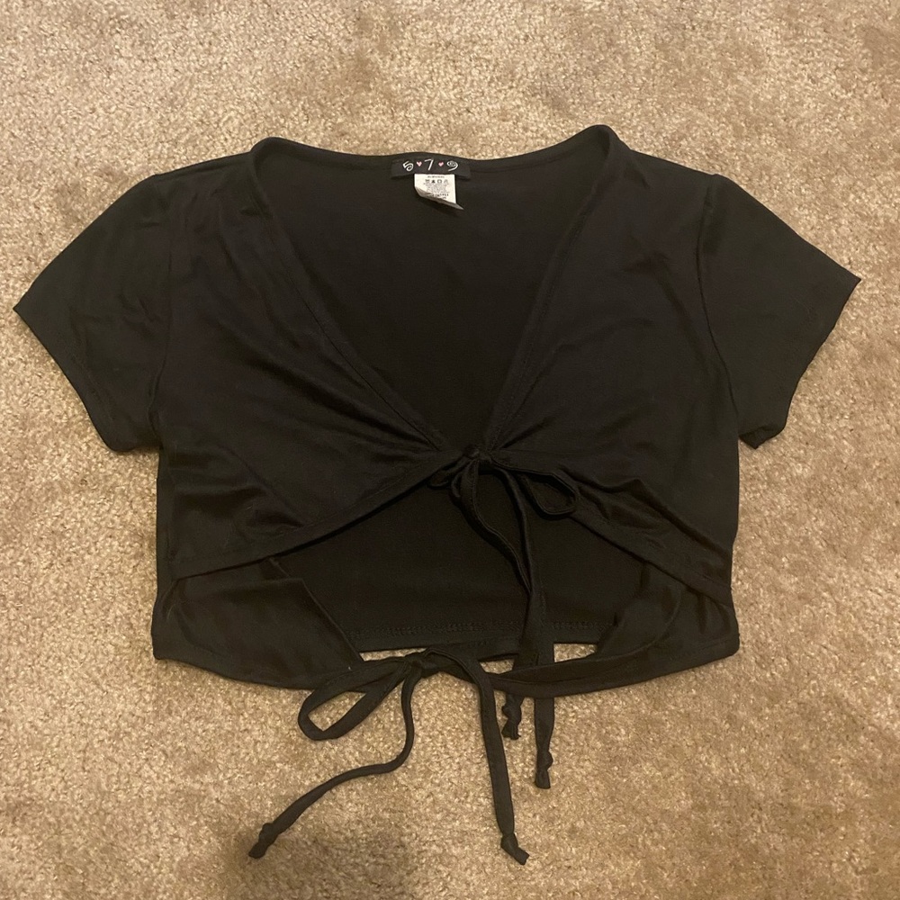 Black crop top